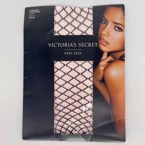 Vintage Victoria's Secret / Fishnet Pantyhose / Size B / Black